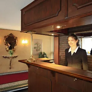 *** Hotel Lafayette Allemagne